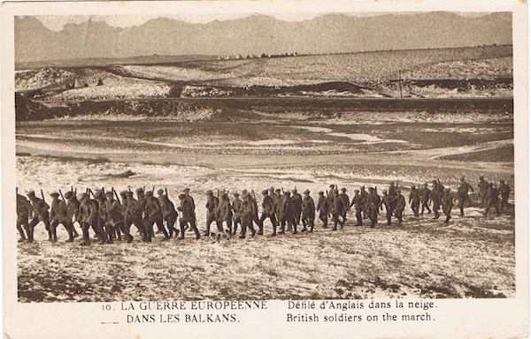 French postcard: The European War in the Balkans (10) - British soldiers on the march in the snow