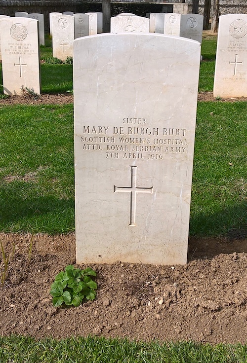Photograph of the headstone of Sister Mary de Burgh Burt of the Scottish Women's Hospital, in the CWGC Lembet Road Cemetery, Thessaloniki. She died on 7 April 1916. (Author's photo from April 2016)