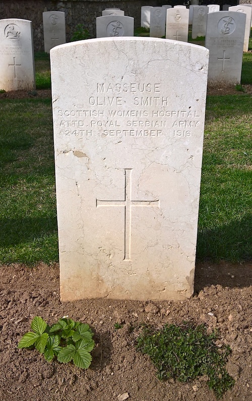 Photograph of the headstone of Masseuse Olive Smith of the Scottish Women's Hospital, in the CWGC Lembet Road Cemetery, Thessaloniki. She died on 24 September 1916. (Author's photo from April 2016)